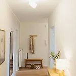 Hygge Homes - 'lilla Lycka'